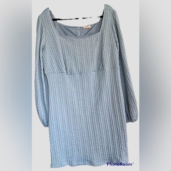 Hailey & Co Dresses & Skirts - HAILEY & CO Light Gray Empire Waist Textured Dress, Size 3XL, EUC.